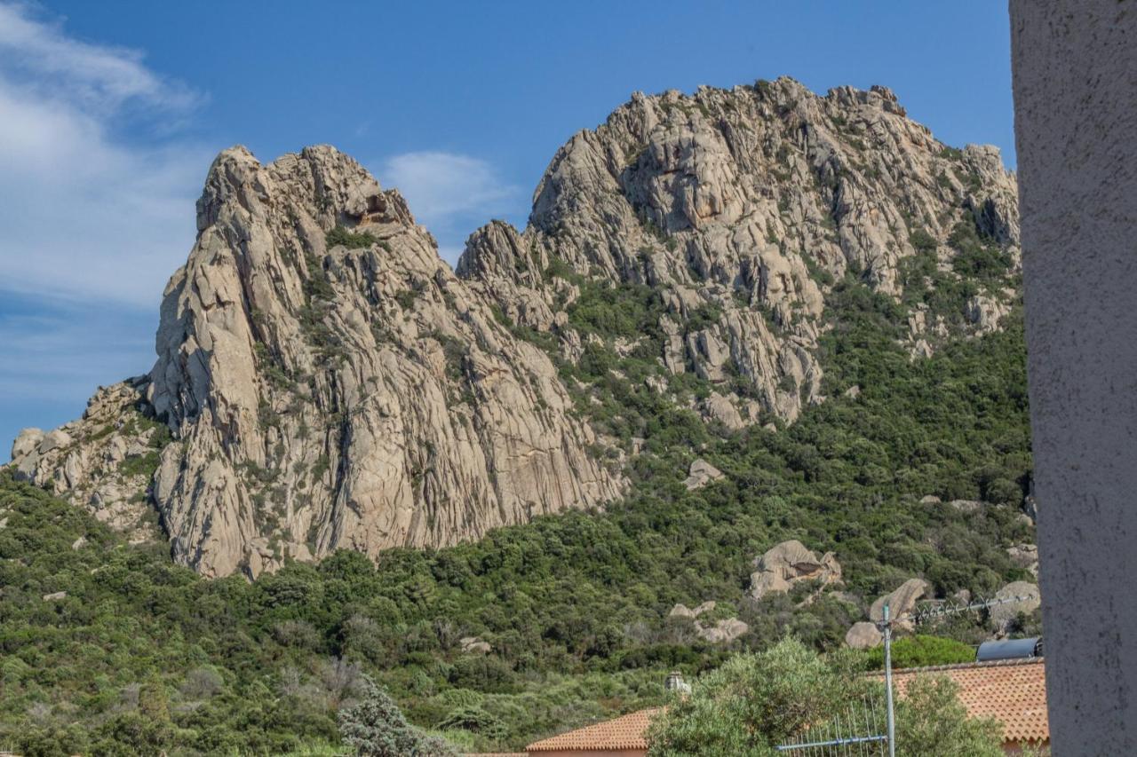 Piccola Petra Sarda Appartement San Pantaleo Buitenkant foto