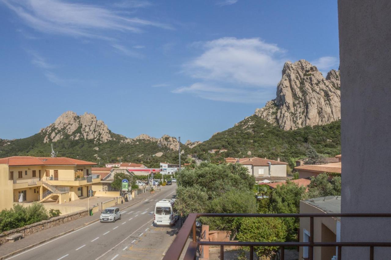 Piccola Petra Sarda Appartement San Pantaleo Buitenkant foto